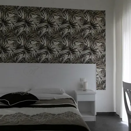 Bed & Breakfast Alambrado & 4*